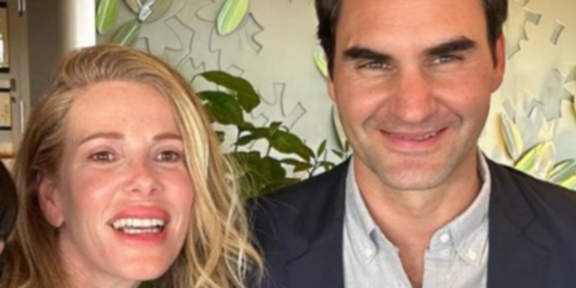 Alessia Marcuzzi e l'incontro inaspettato con Federer: lo scatto social