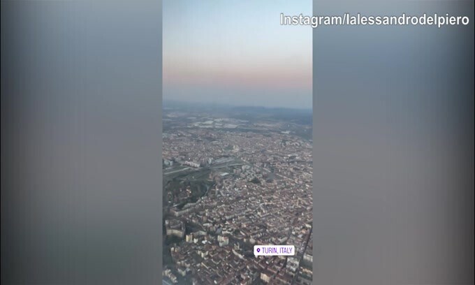Juve, Del Piero immortala Torino dall'alto