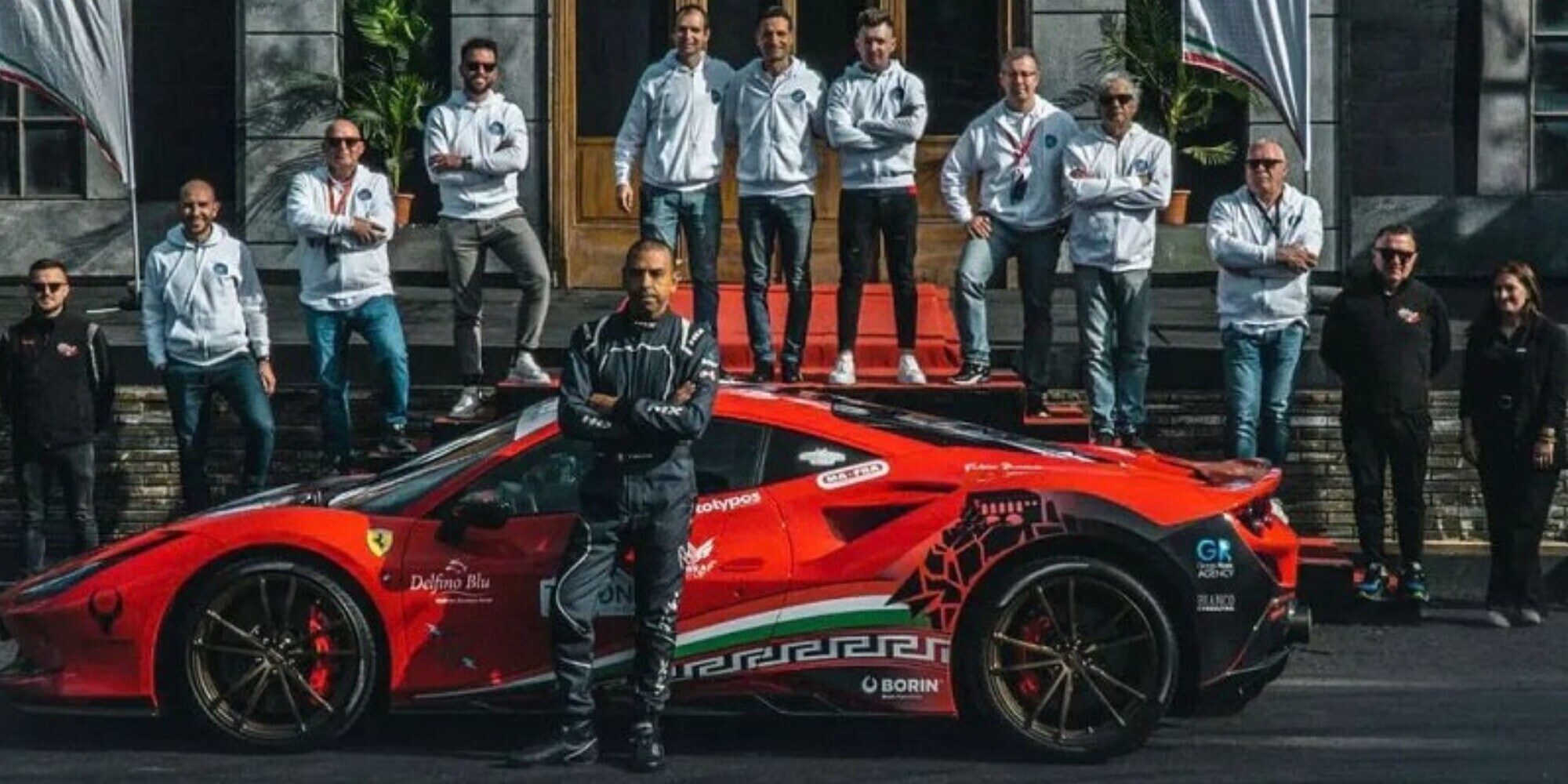 Ferrari, Fabio Barone presenta la livrea della nuova F8 Tributo