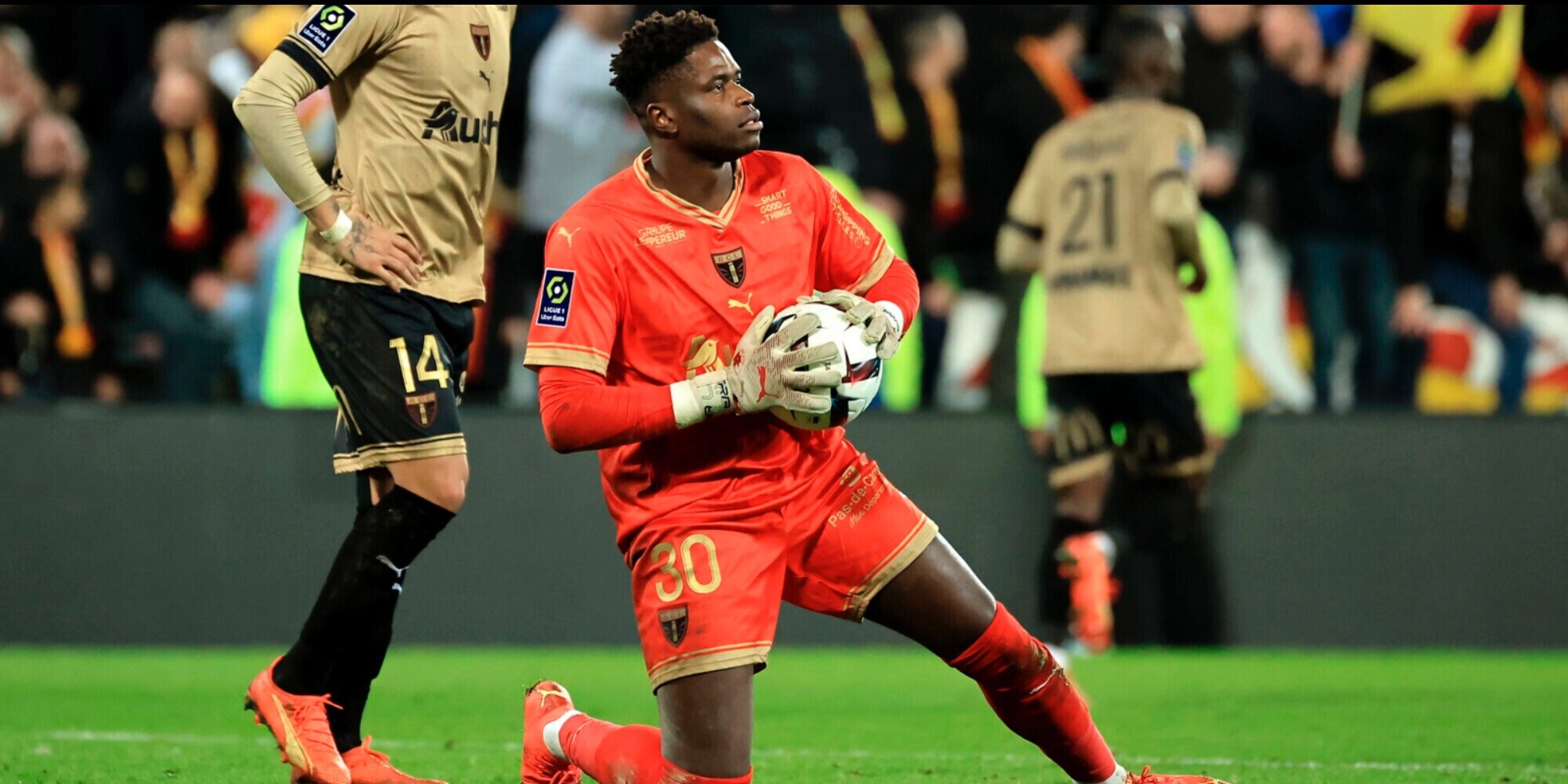 Ligue 1, Lens a -3 dal Psg: 2-1 in casa contro lo Strasburgo