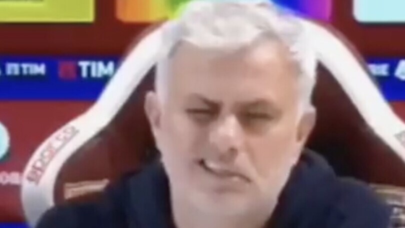 Mourinho, bordate a Cassano: l'incredibile video