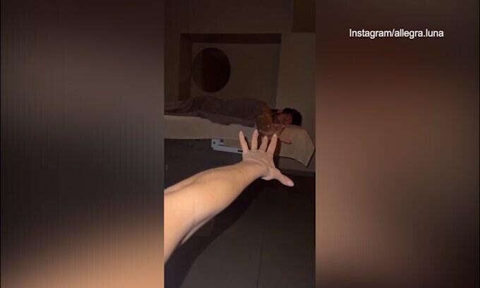 Per Candreva il momento è d'oro: massaggio romantico con la moglie