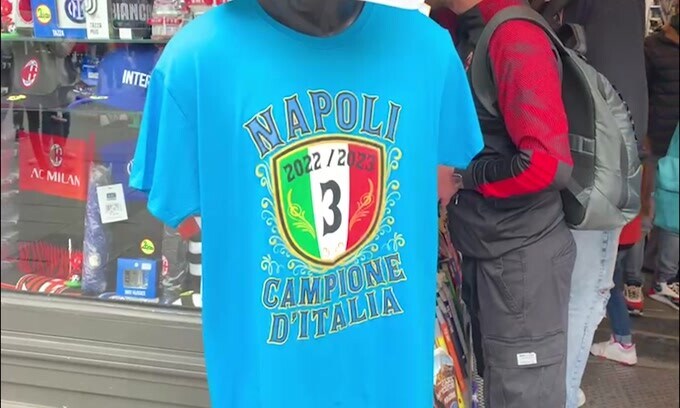 Milan-Napoli, grande attesa tra i tifosi a Milano