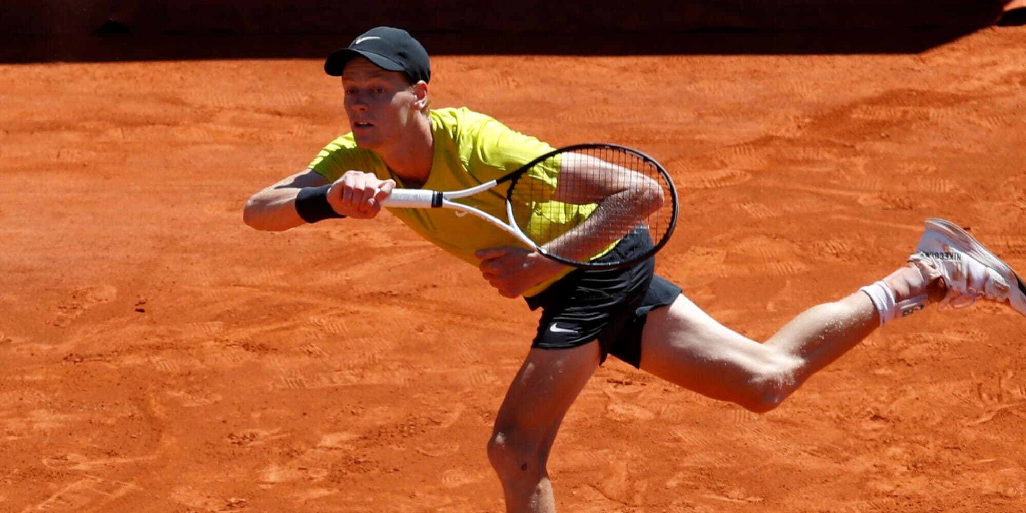 Tennis, Sinner implacabile: vince il derby e vola in semifinale a Montecarlo