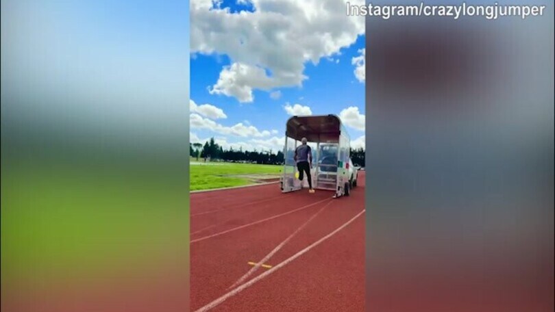 Jacobs, ecco il messaggio social: "L'ostacolo non può fermarti"