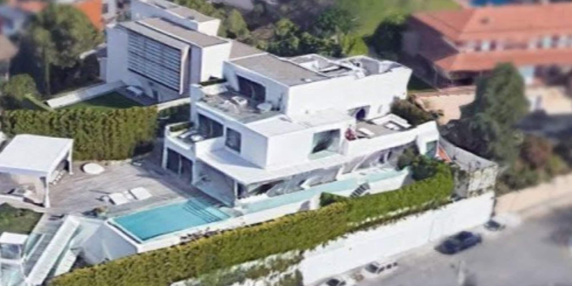Piqué e Shakira, la villa di Barcellona è in vendita: l'indiscrezione