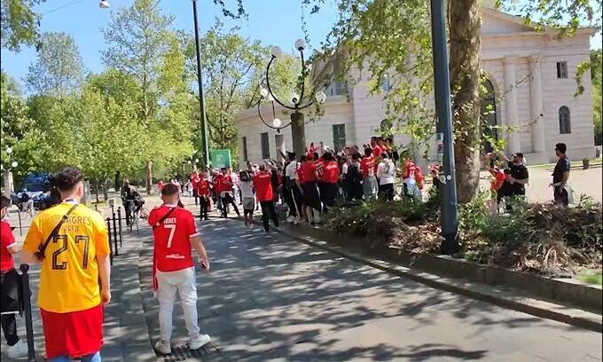 Il Benfica ci crede, i tifosi portoghesi invadono le strade di Milano