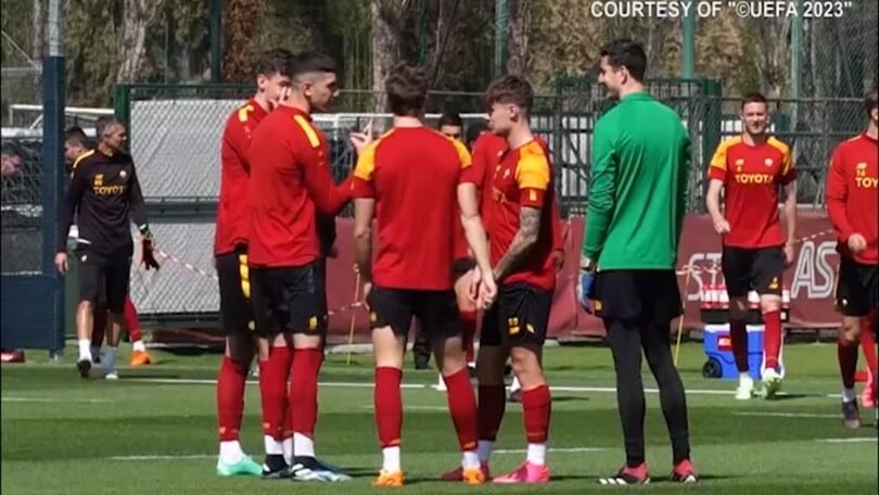 Roma, la rifinitura: Dybala in gruppo ma resta a rischio