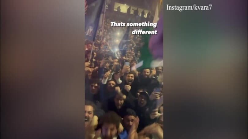 Juve-Napoli, delirio Kvaratskhelia coi tifosi