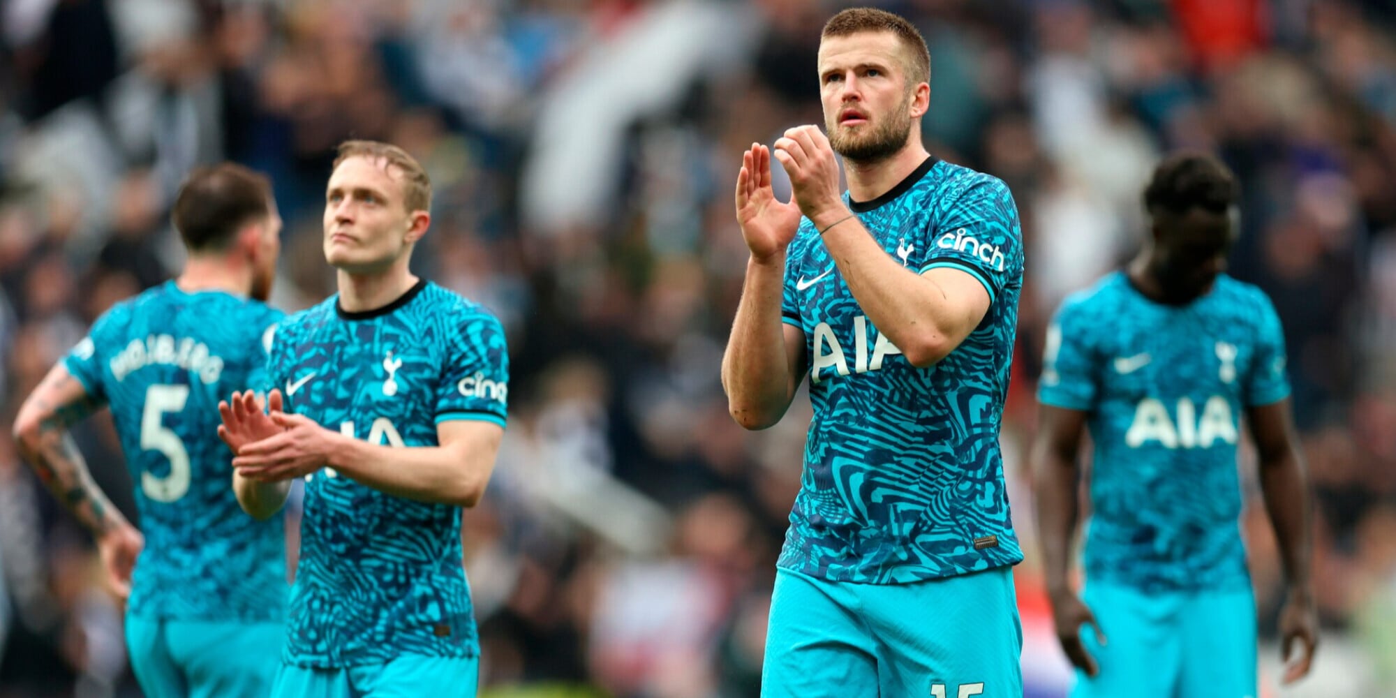 Tottenham, i calciatori rimborsano i tifosi: la bellissima iniziativa