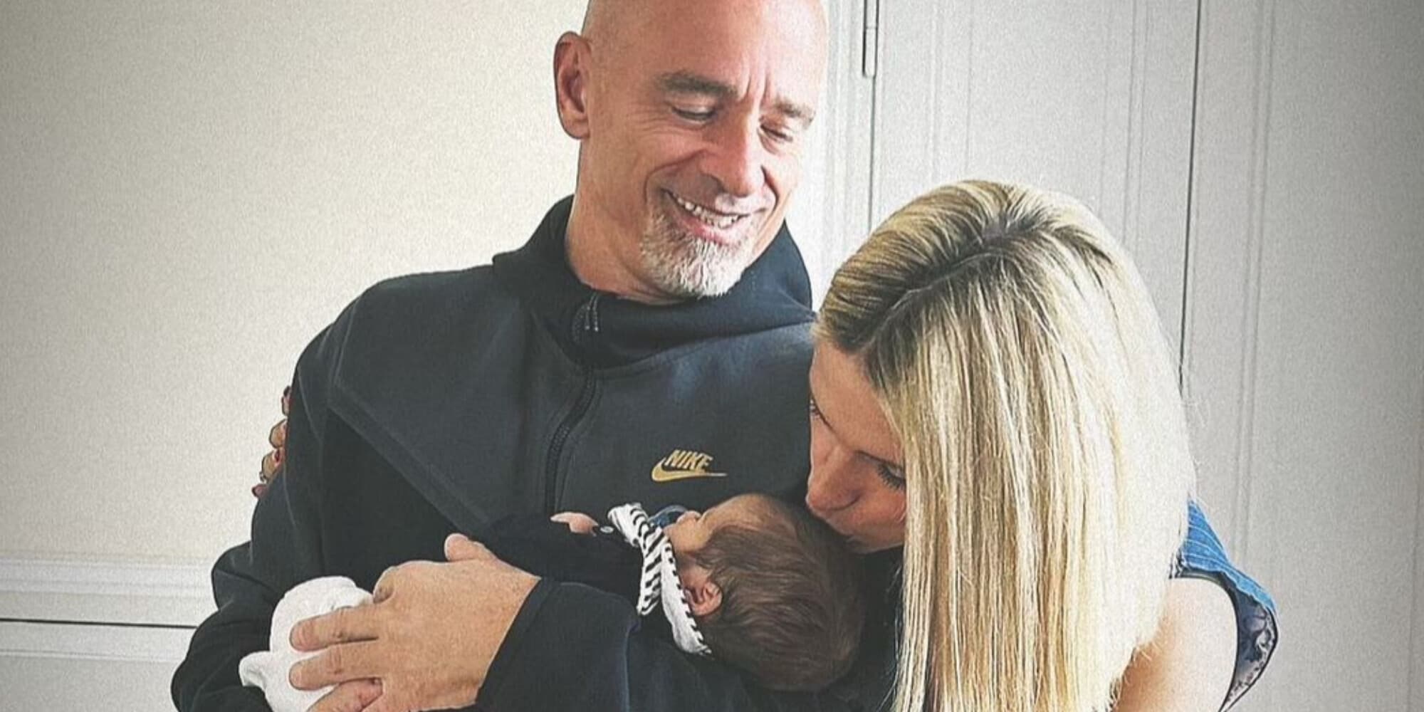 Ramazzotti, Hunziker e il dettaglio bianconero del nipotino Cesare