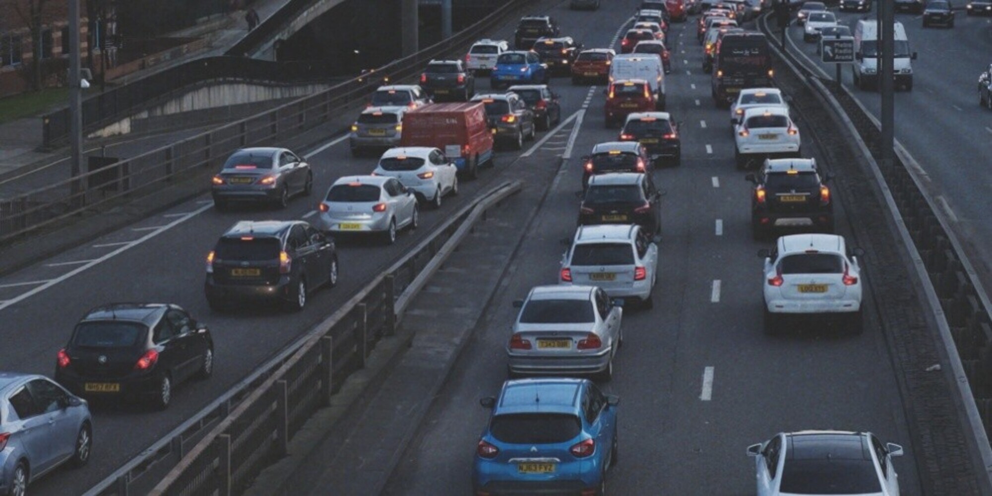 Ponte del 1° maggio: previsioni da bollino rosso su strade e autostrade