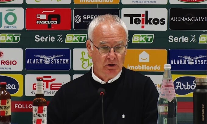 Ranieri: "Perchè dopo un gol preso ci comportiamo così?"
