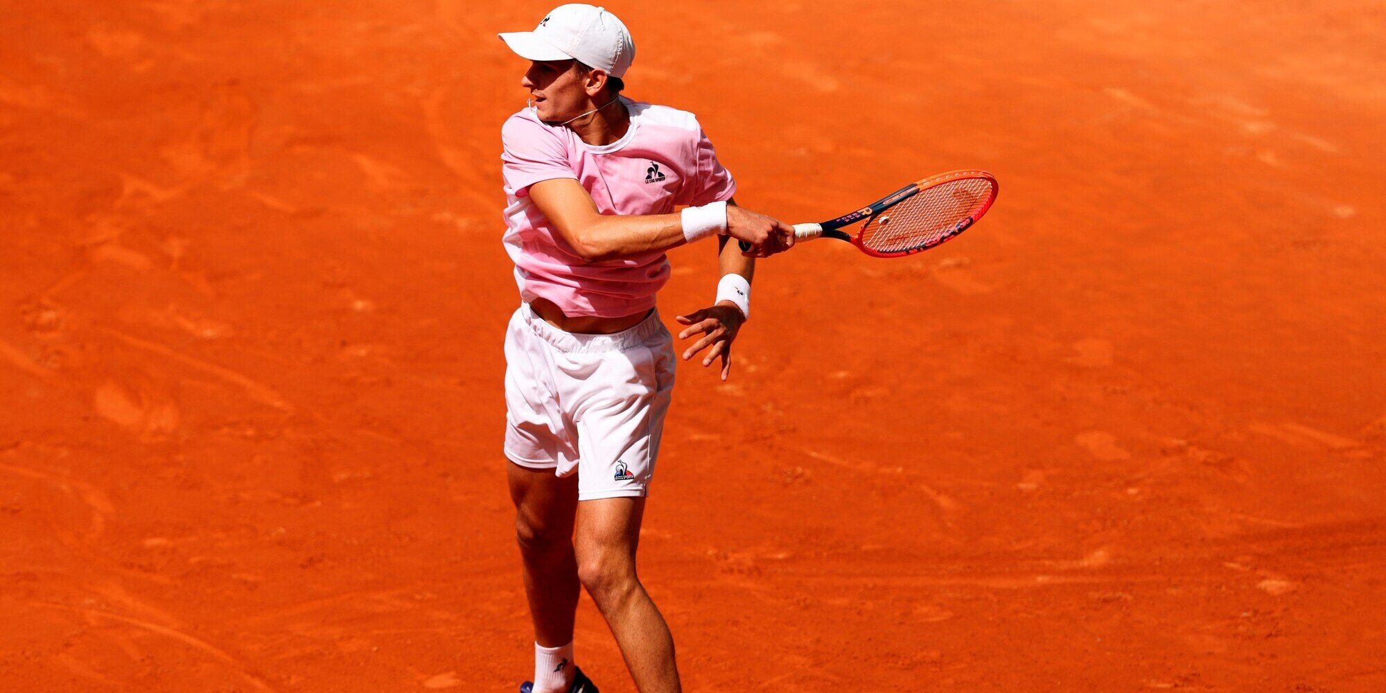 Tennis, Arnaldi stregato dal guitto Munar