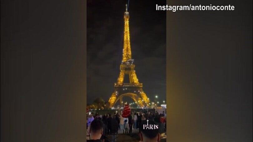 Antonio Conte e la famiglia a Parigi per un weekend