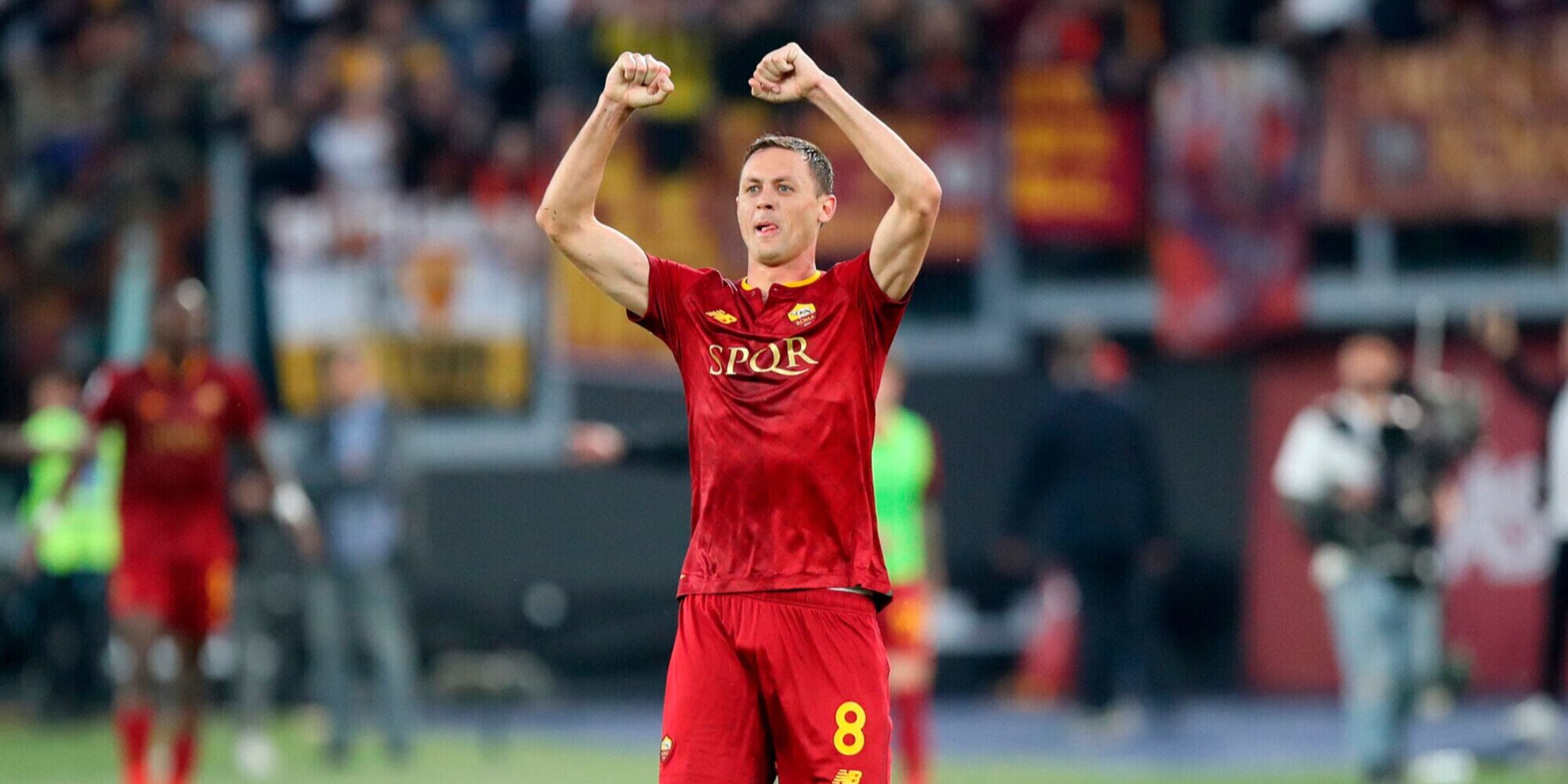 Roma, Matic tra Europa League e futuro: "Allenerò in Premier"