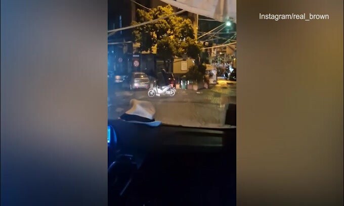Emma Marrone cuore azzurro: il video a Napoli