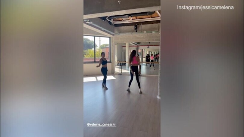 Wags, il balletto sexy di Jessica Melena