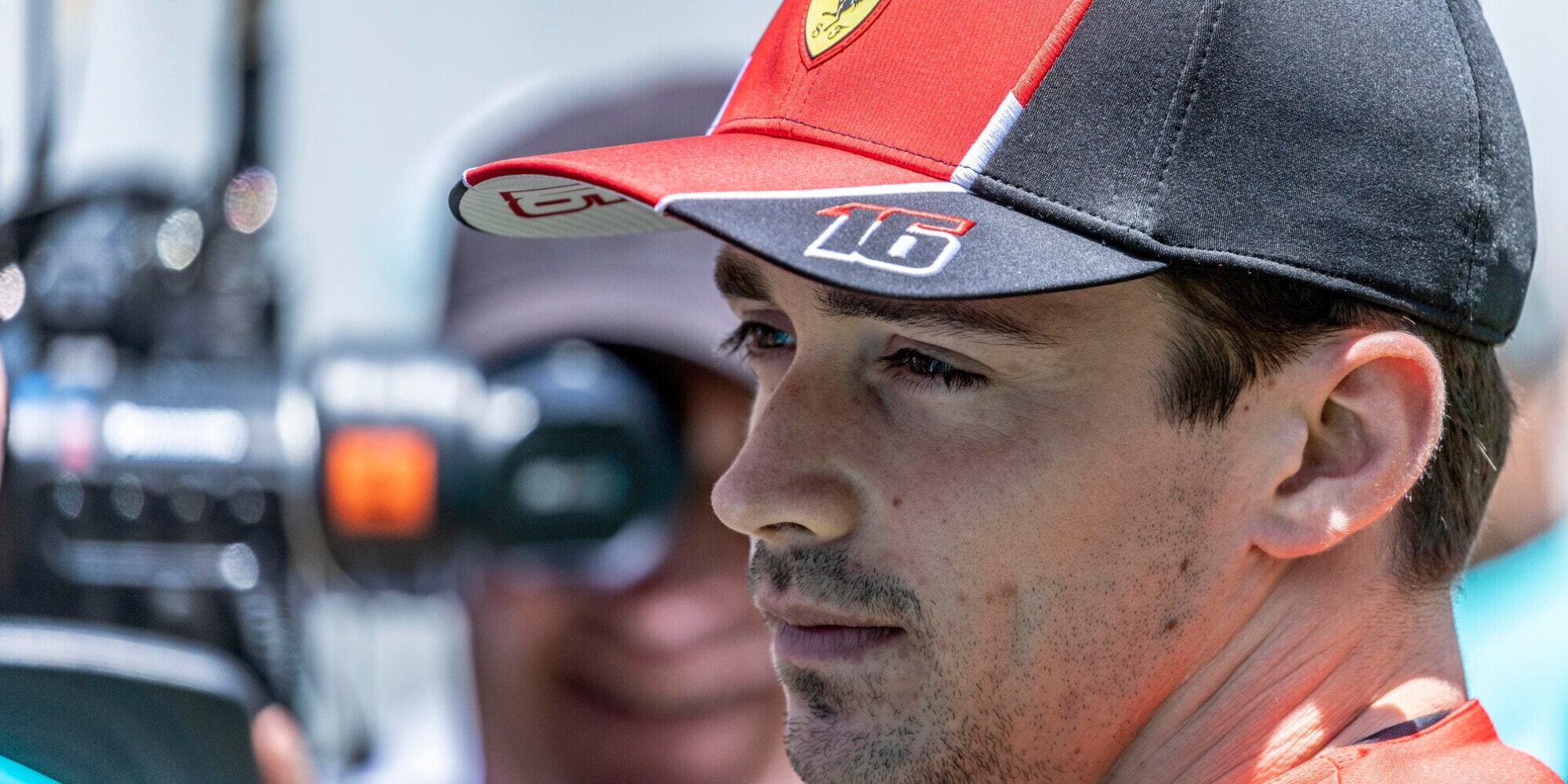 Ferrari, Leclerc due volte a muro a Miami: “Niente scuse, inaccettabile”