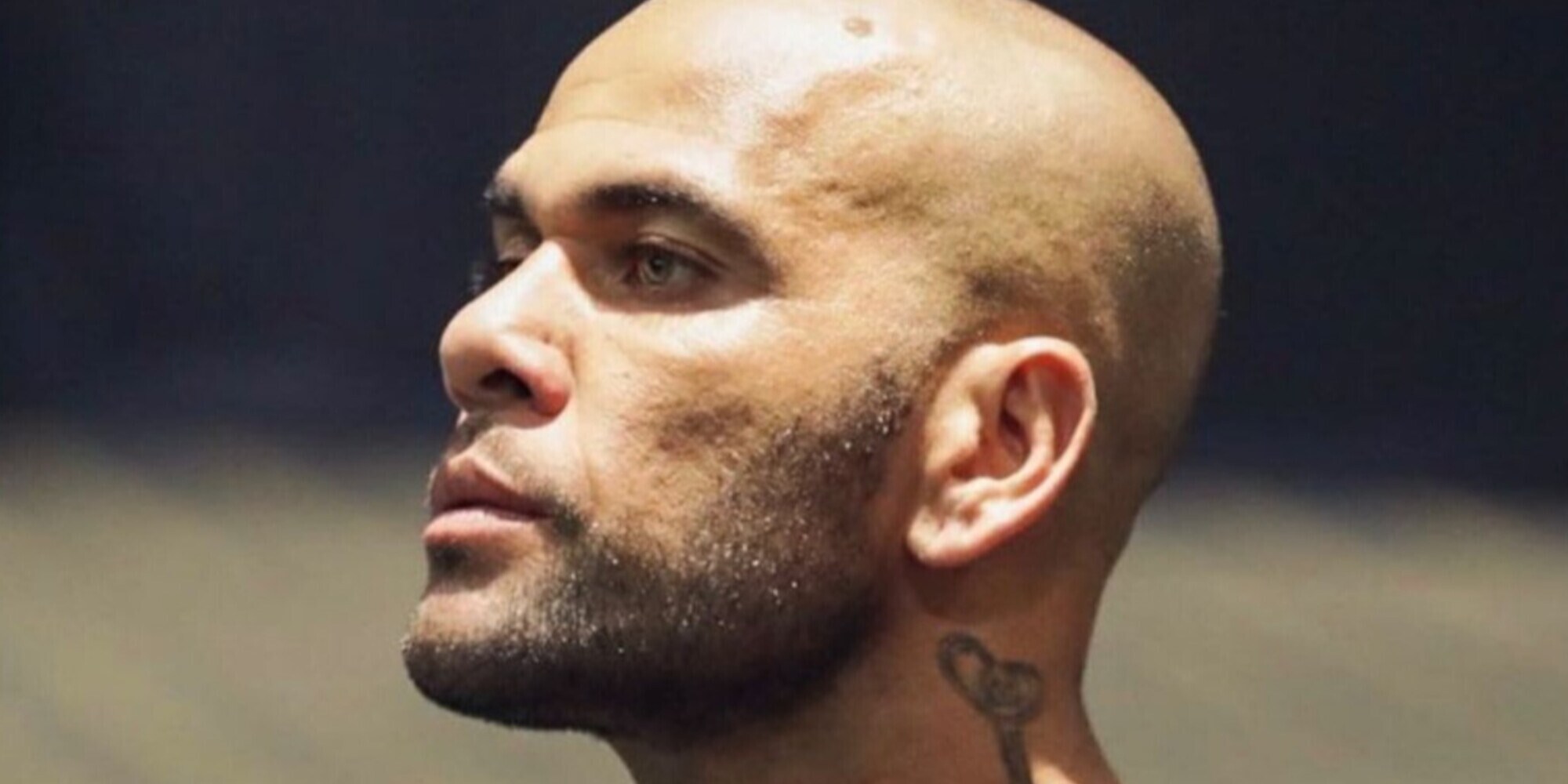 Dani Alves, pianto in carcere e compleanno coi figli: il racconto di Joana