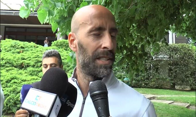 Borja Valero: "Nel derby non esistono favoriti. L'assenza di Leao..."