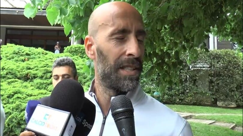 Borja Valero: "Nel derby non esistono favoriti. L'assenza di Leao..."