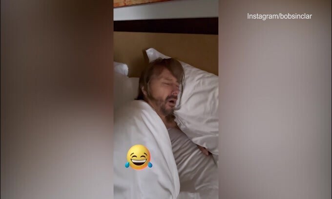 Bob Sinclar compie gli anni... ma litiga con la sveglia!