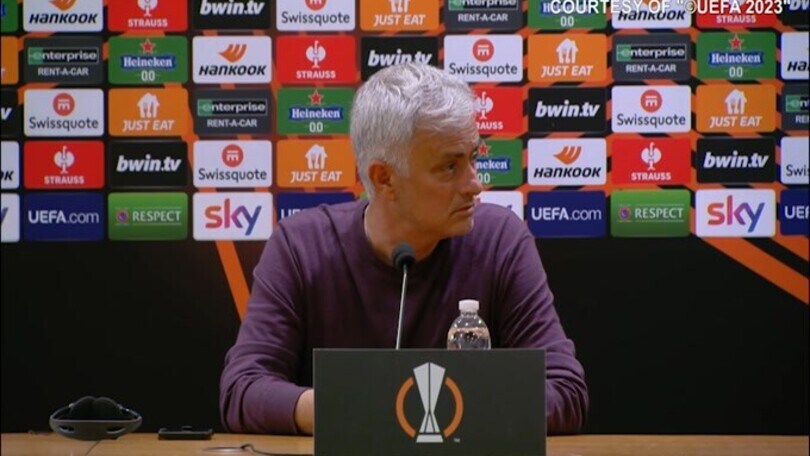 Mourinho su Serra: "Per me è indifferente cosa farà..."