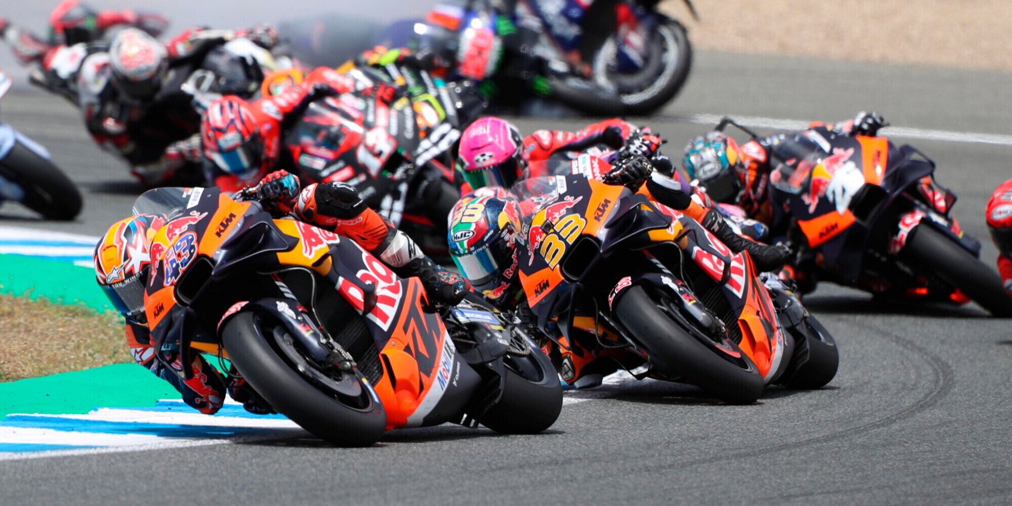 MotoGP, Binder in testa nella FP1 a Le Mans. Decimo Bagnaia