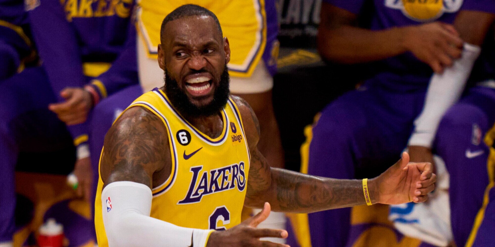 Playoff Nba, LeBron James trascina i Lakers: Warriors ko. Passa anche Miami