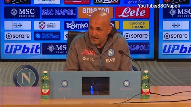 Spalletti innamorato di Napoli: "Il sole ti fa l'abbronzatura azzurra"