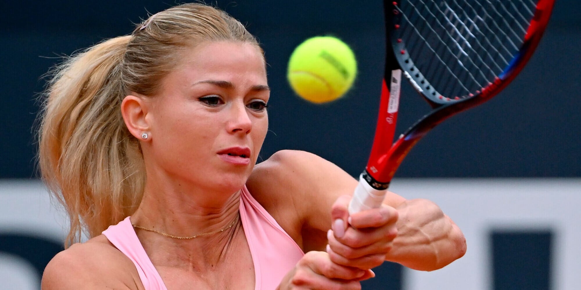 Tennis, la Giorgi si arrende alla Muchova e saluta gli Internazionali