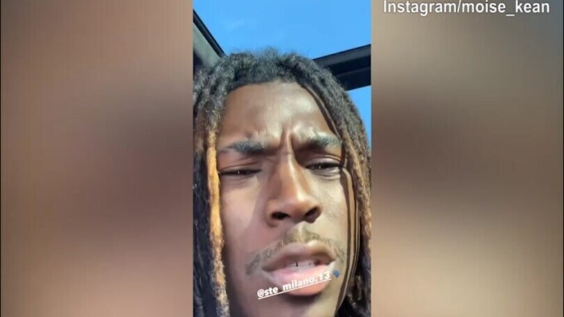 Juve, Kean in versione cantante: ecco il video in auto