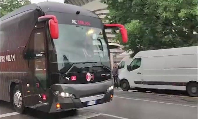 Milan-Samp, i rossoneri arrivano a San Siro