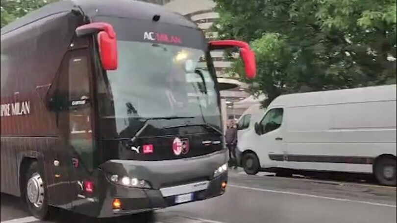Milan-Samp, i rossoneri arrivano a San Siro