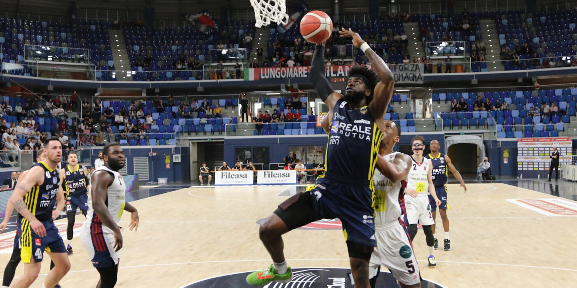 Torino chiude la serie e vola in semifinale!