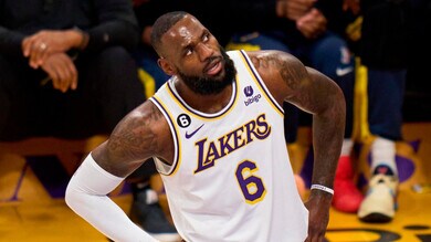NBA, LeBron James medita il ritiro: “Ho molto a cui pensare"