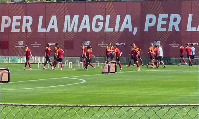 Roma, nell'allenamento aperto alla stampa assenti Dybala, Spinazzola e Pellegrini