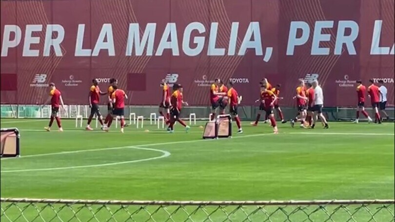 Roma, nell'allenamento aperto alla stampa assenti Dybala, Spinazzola e Pellegrini