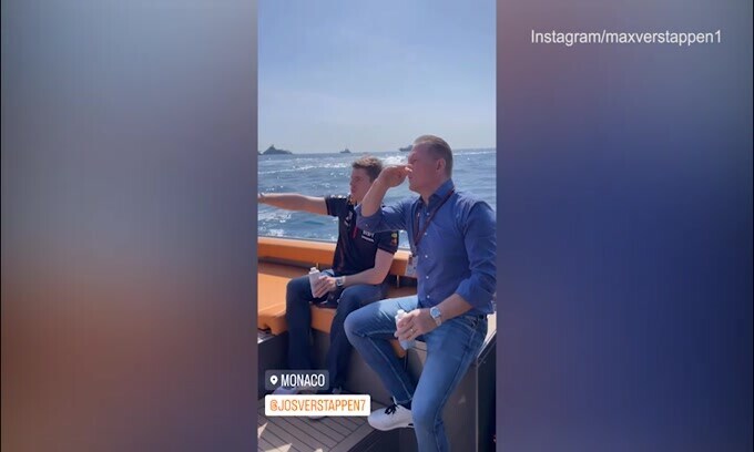 Verstappen prepara il Gp di Monaco: il video nel mare col padre