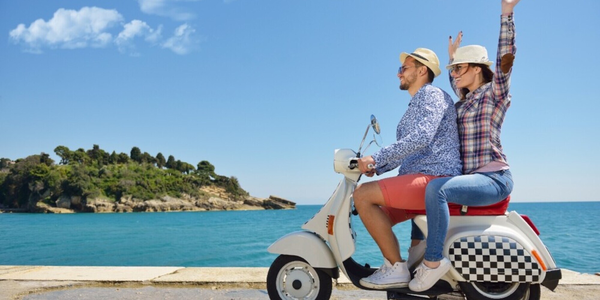Turista multato a Ravello: ha sceso una scalinata con lo scooter