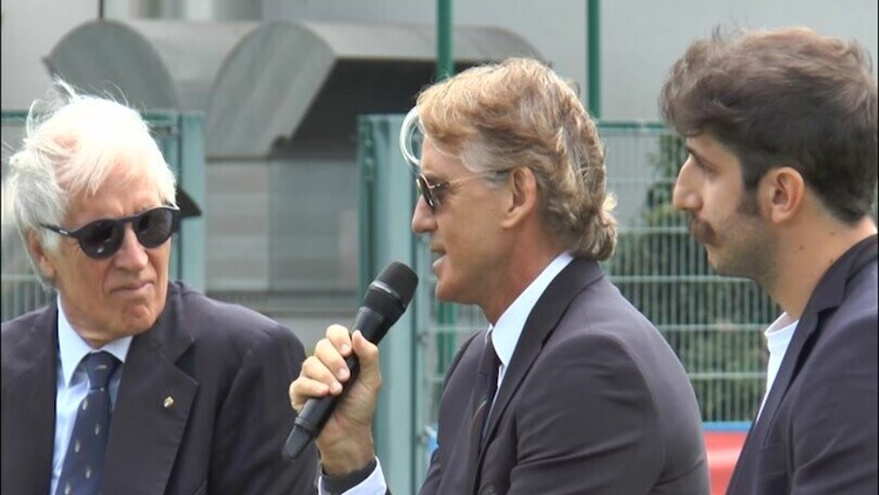 Mancini: "Vialli immortale, sarà sempre con noi"