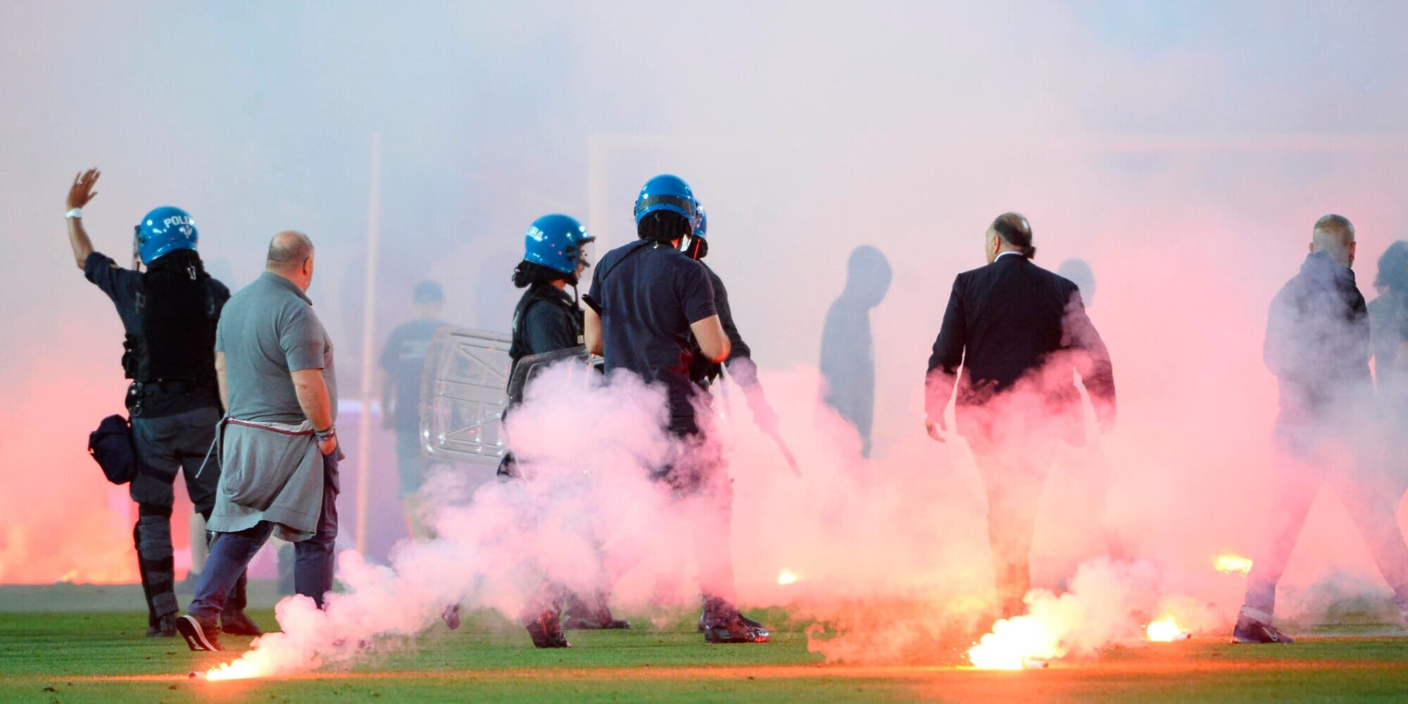 Brescia-Cosenza, 0-3 a tavolino e campo squalificato per due turni