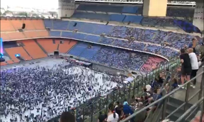 San Siro inizia a riempirsi: ecco le immagini dell'interno
