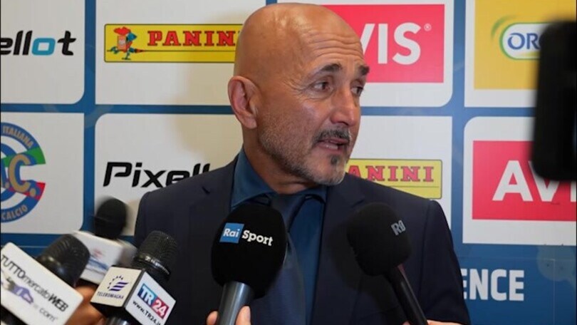 Spalletti: "Anno sabbatico? Il mare sta sui c******i!"