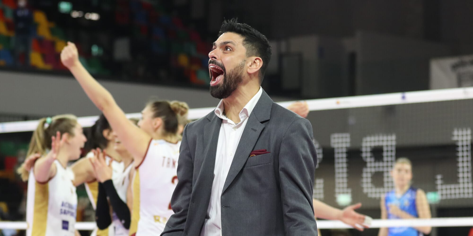 Andrea Mafrici sulla panchina di Soverato