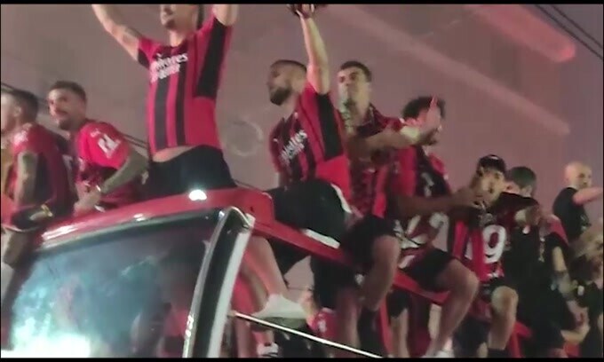 Addio Silvio Berlusconi, con lui il Milan vince tutto e il Monza vive il sogno della Serie A