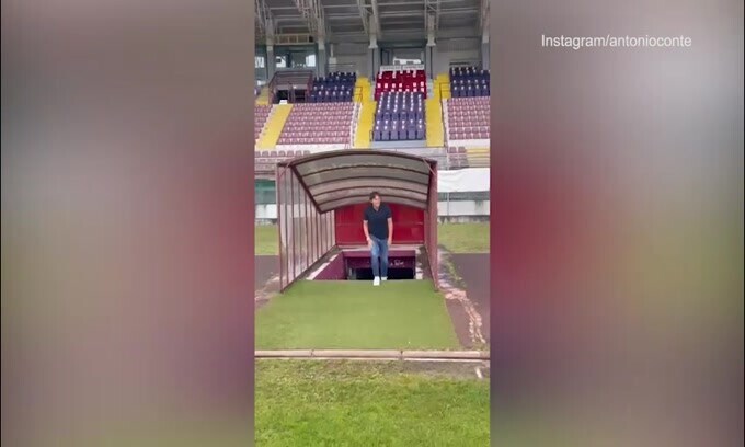 Nuova (vecchia) panchina per Antonio Conte: l'Arezzo!