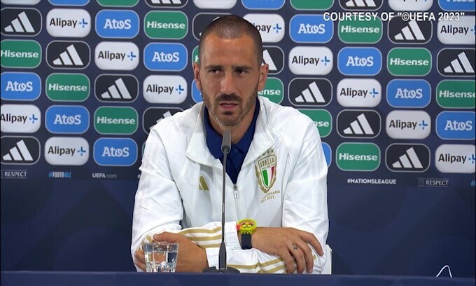 La risposta di Bonucci a Cannavaro: "Rispetto la battuta, ma non la condivido"
