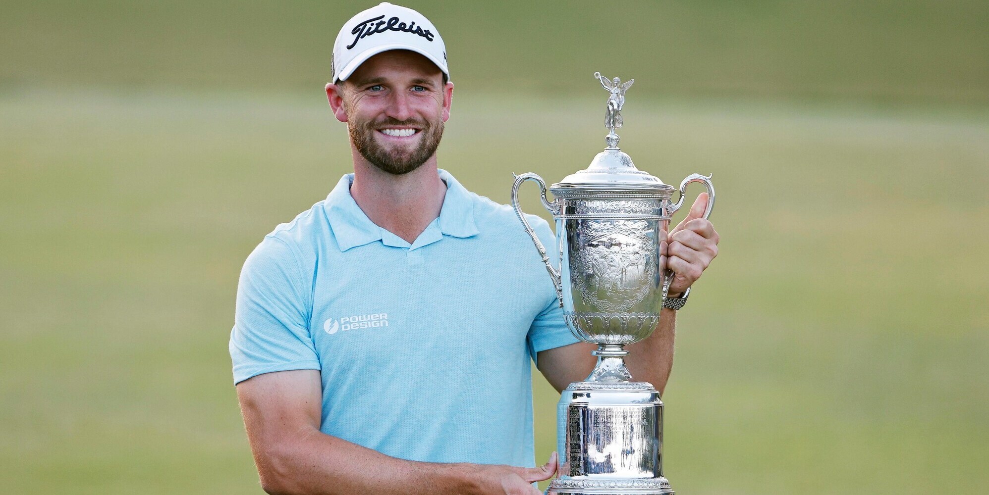 Golf, Clark trionfa all'Us Open: battuti Scheffler e Mcllroy